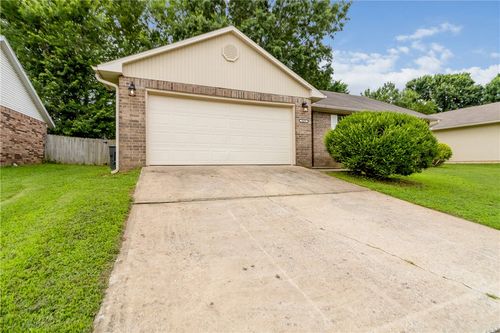 3495 N Vassar Street, Fayetteville, AR, 72704 | Card Image