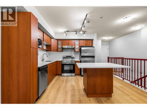 104-160 Shoreline Cir, Port Moody, BC, V3H0B2 | Card Image