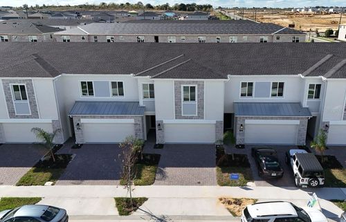 232 Nine Iron Dr, DAVENPORT, FL, 33896-8023 | Card Image