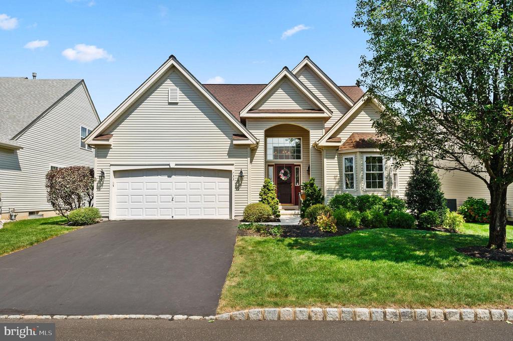Settlers Cir, Warrington, PA 18976