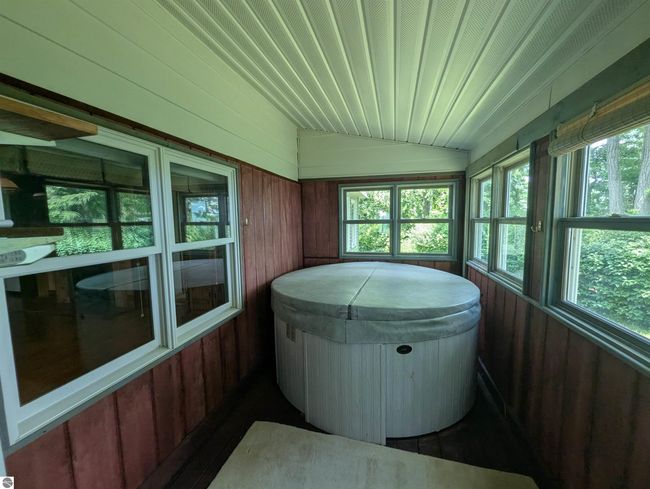 122 N Huron Rd, House other with 3 bedrooms, 2 bathrooms and null parking in Au Gres MI | Image 30