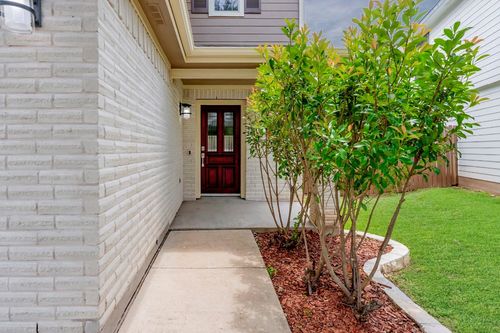 7229 Cayenne Ln, Austin, TX, 78741-7517 | Card Image