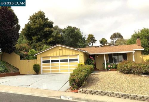 3088 Flannery Rd, San Pablo, CA, 94806-1508 | Card Image