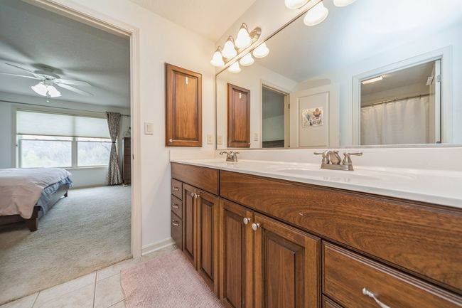 9289 Winterberry Ct, Home with 4 bedrooms, 4 bathrooms and null parking in West Des Moines IA | Image 29