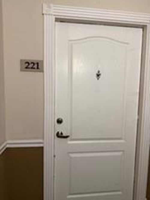 apt-221-1711 Old Spanish Trl, Houston, TX, 77054-1964 | Card Image