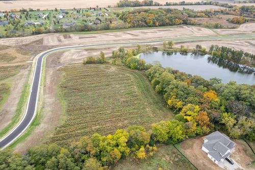 985 Beere Lane, Rochester, WI, 53105 | Card Image