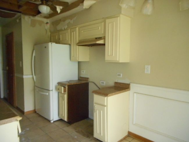 464 Buchanan Ct, Townhouse with 3 bedrooms, 2 bathrooms and 1 parking in Vernon Hills IL | Image 4