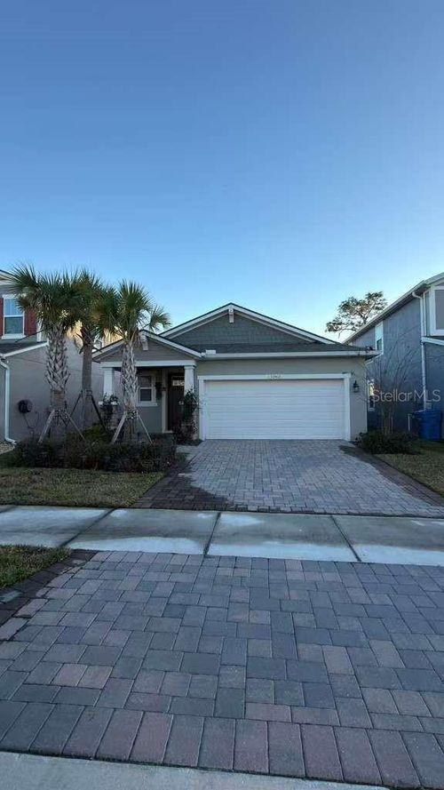 31862 Asbury Ave, WESLEY CHAPEL, FL, 33545-5402 | Card Image