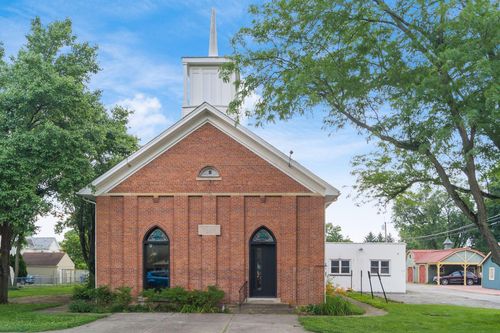 275 College St, Groveport, OH, 43125-1409 | Card Image