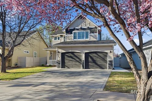 1648 E Sagemoor Dr, Meridian, ID, 83642-5052 | Card Image