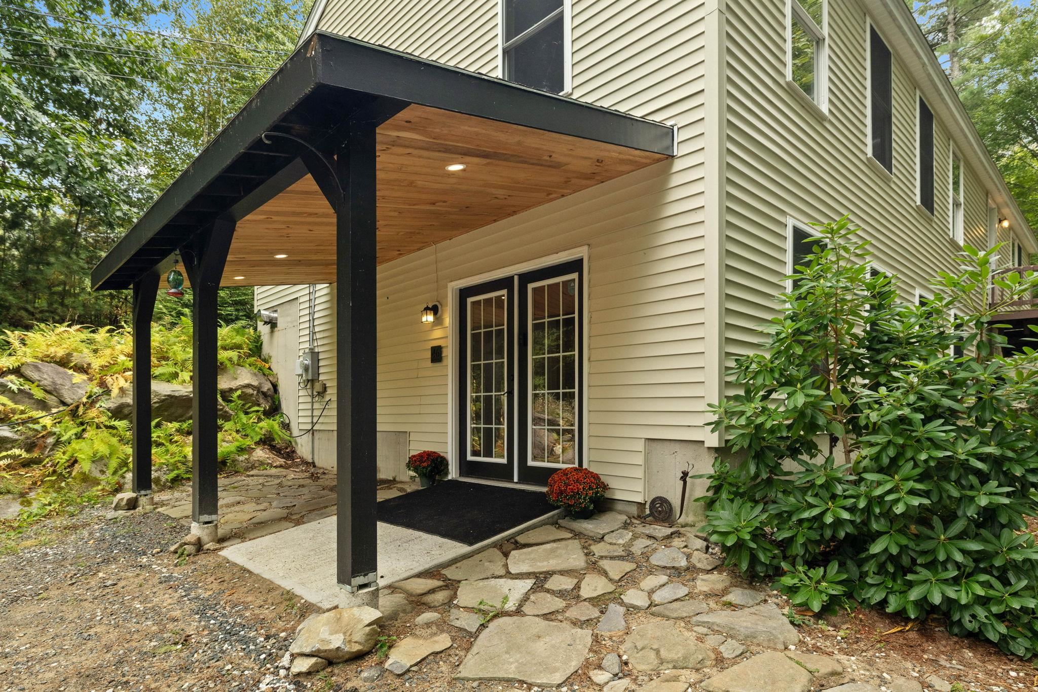 Beaver Rd, Strafford, NH 03884