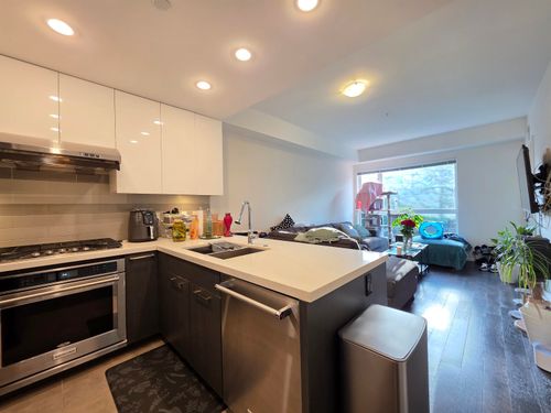 122-5311 Cedarbridge Way, Richmond, BC, V6X0M3 | Card Image