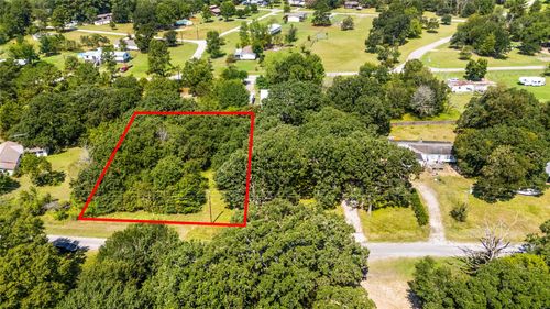 11 Creek Pt, Huntsville, TX, 77320-1674 | Card Image