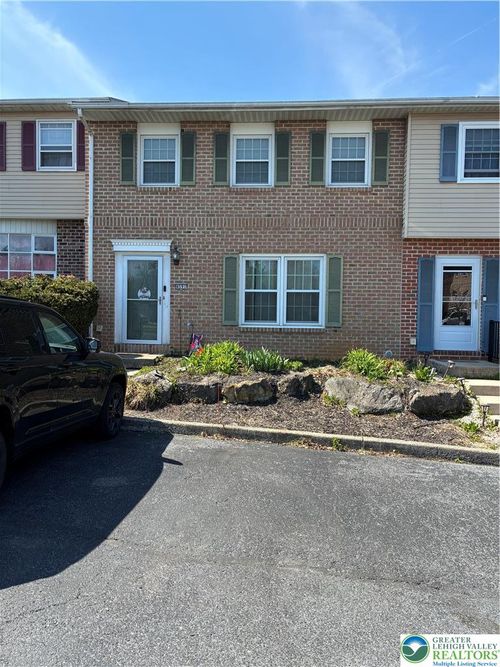 4591 Hedgerow Dr, ALLENTOWN, PA, 18103 | Card Image