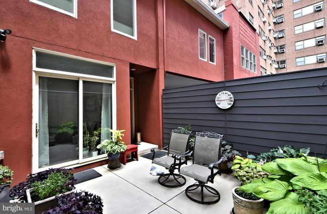 107 S Van Pelt St, Townhouse with 3 bedrooms, 4 bathrooms and null parking in PHILADELPHIA PA | Image 23