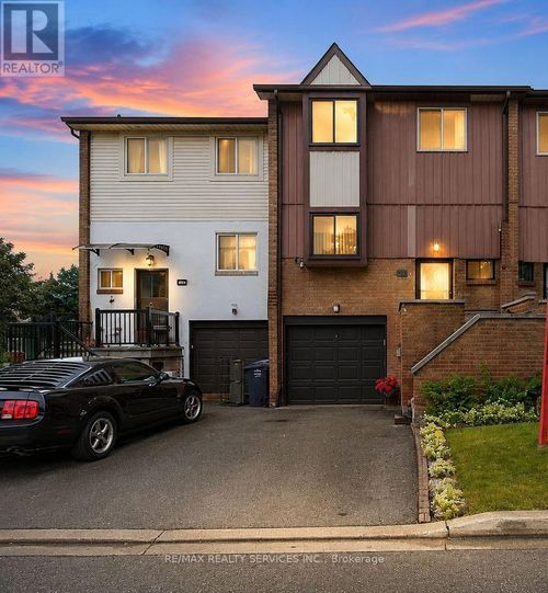 68-68 Baronwood Crt, Brampton, ON, L6V3H7 | Card Image