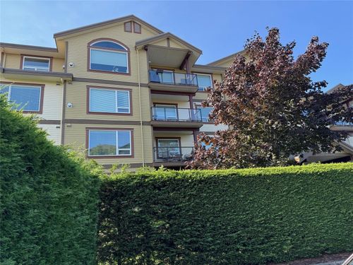 636-3666 Royal Vista Way, Courtenay, BC, V9N9X8 | Card Image