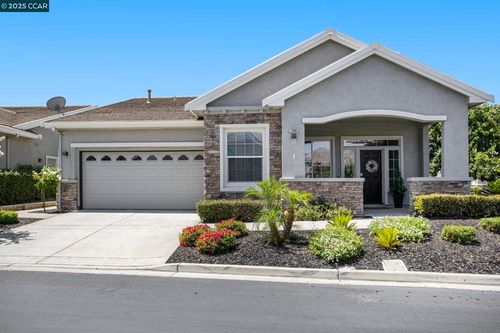 2060 Kent Dr, Brentwood, CA, 94513 | Card Image
