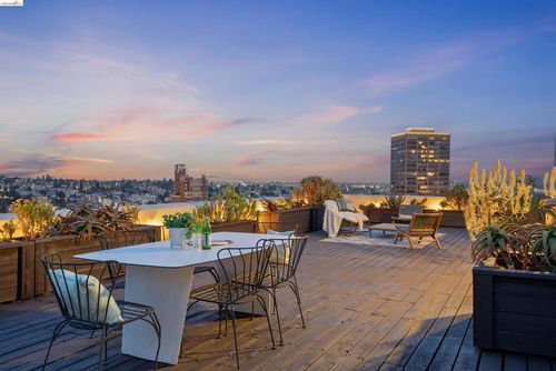 1302-320 Lee Street, Oakland, CA, 94610 | Card Image