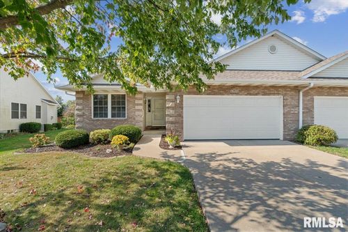 1702 E 6th St, Coal Valley, IL, 61240-9145 | Card Image