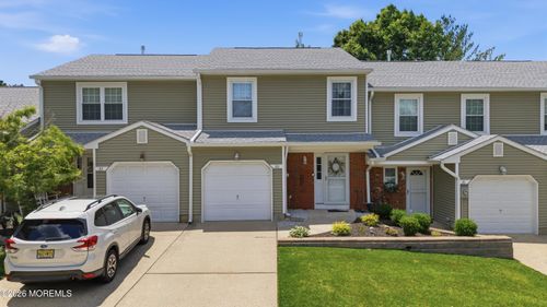 20 Oak Ln, Eatontown, NJ, 07724-3475 | Card Image
