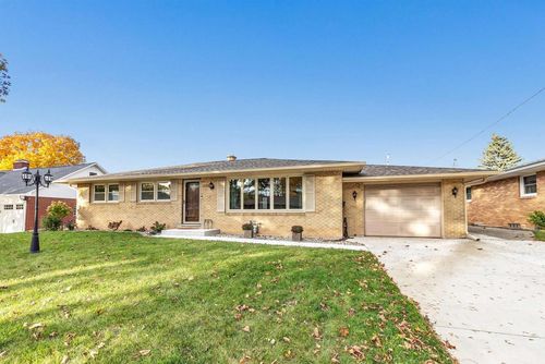 1526 Rockdale Street, GREEN BAY, WI, 54304 | Card Image