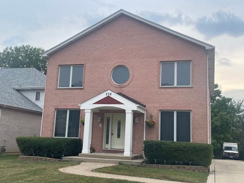 238 N Hillcrest St, Addison, IL, 60101-5231 | Card Image