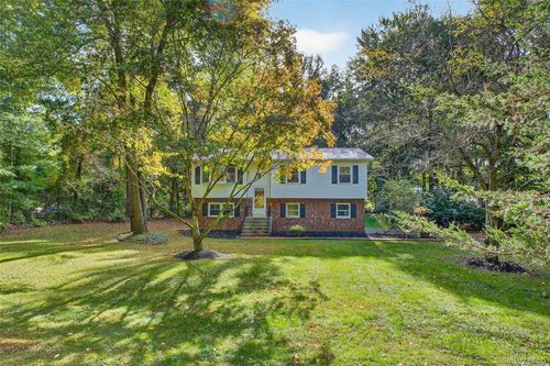 14 Fishkill Creek Rd, East Fishkill, NY, 12533-5707 | Card Image