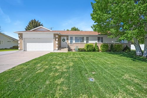 335 E Valley View Dr, Preston, ID, 83263-1540 | Card Image