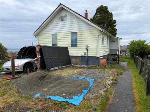 7385 Market St, Port Hardy, BC, V0N2P0 | Card Image