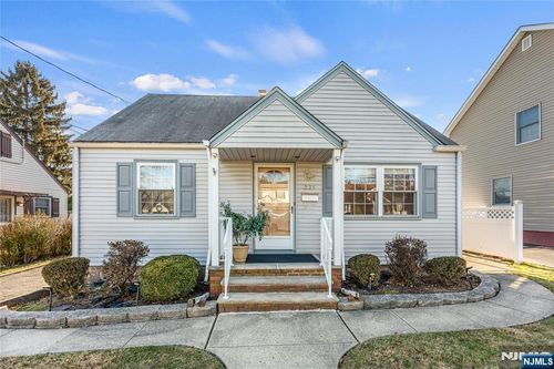 225 Edison St, Clifton, NJ, 07013-1359 | Card Image