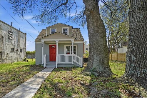 656 43rd St, Newport News, VA, 23607-2845 | Card Image