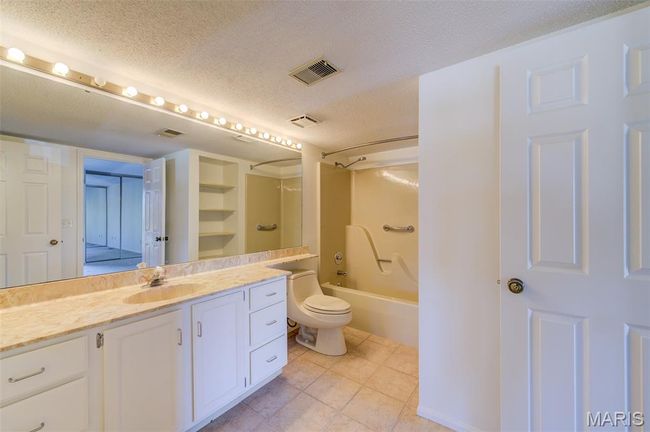 Main level full bath | Image 24