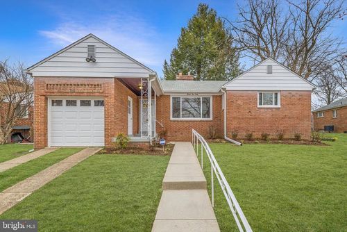2940 Terrace Dr, CHEVY CHASE, MD, 20815-3808 | Card Image