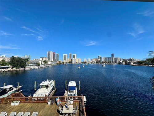 apt-311-462 Golden Isles Dr, Hallandale Beach, FL, 33009-7573 | Card Image