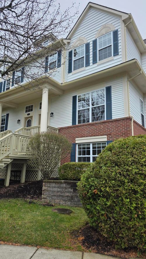 1580 Kessler Avenue, Keego Harbor, MI, 48320 | Card Image