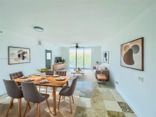 apt-405-14951 Royal Oaks Ln, North Miami, FL, 33181-2475 | Card Image