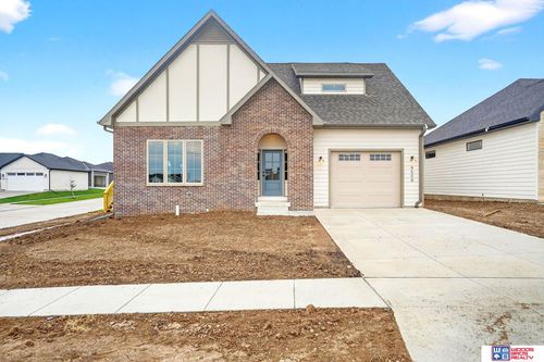 9508 Far Niente Ln, Lincoln, NE, 68526-6153 | Card Image