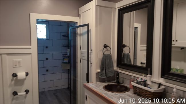 main bathroom | Image 36