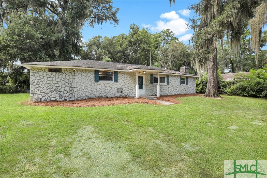 Clarke Ave, Savannah, GA 31406