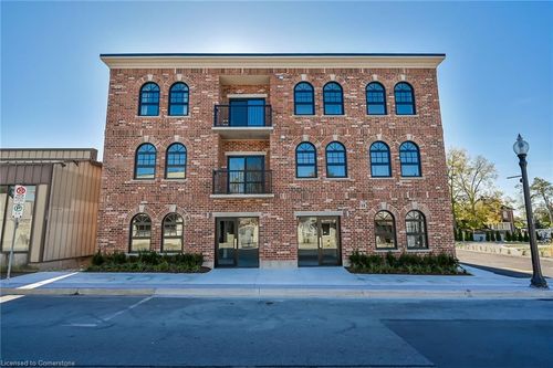 {{alt}} | Card Image