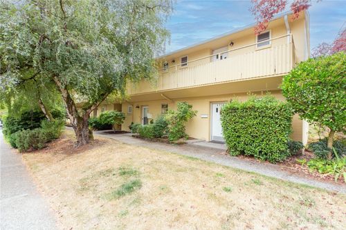 4733-4733 40th Ave Ne, Seattle, WA, 98105-3917 | Card Image