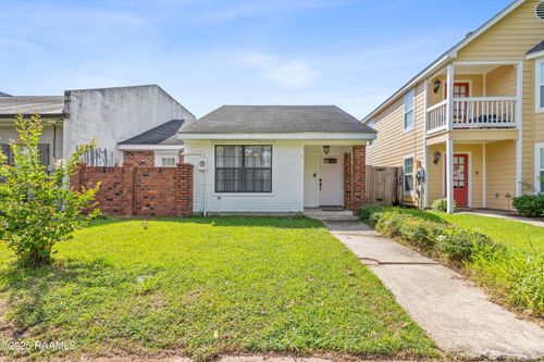 15 Courtyard Cir, Lafayette, LA, 70508-4909 | Card Image