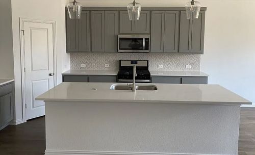 1736 Everglades Dr, Forney, TX, 75126-3465 | Card Image