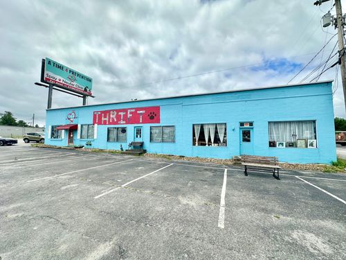 1241 West Ave, Crossville, TN, 38555-8002 | Card Image