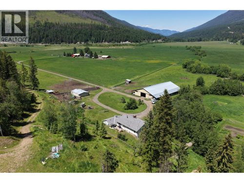 3260 Mcgillivray Creek Road, Kamloops, BC, V0E1Z0 | Card Image
