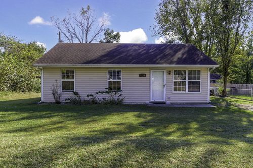 6204 E Robin Ln, Columbia, MO, 65202-8000 | Card Image