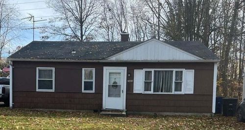 2405 Del Plain Ave, Michigan City, IN, 46360-5310 | Card Image