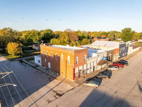 221 Main Street, Garden City, MO, 64747 | Card Image