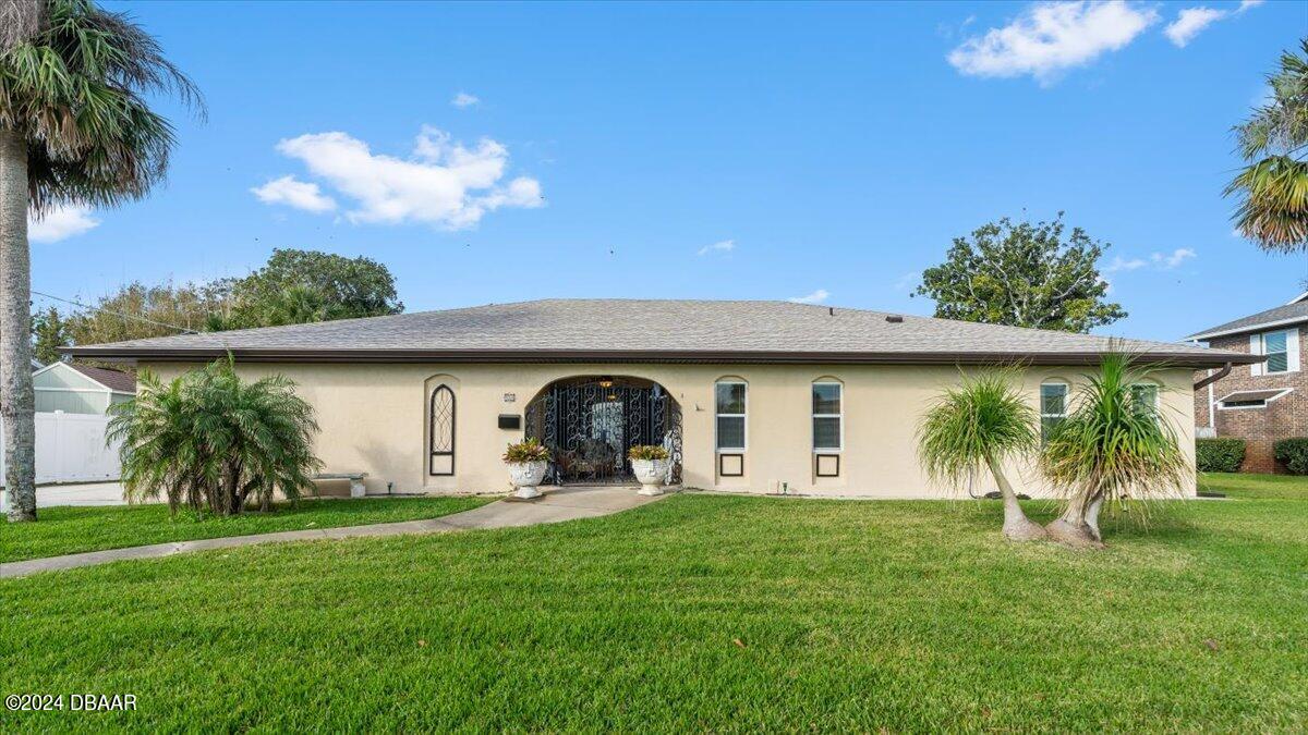 Halifax Dr, Ormond Beach, FL 32176